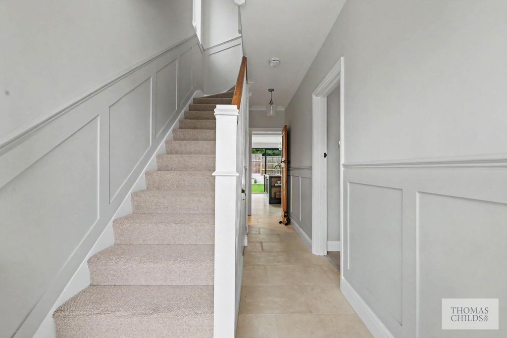 Property photo 2 of 30 Fep 26 North Road Avenue _18.Jpg