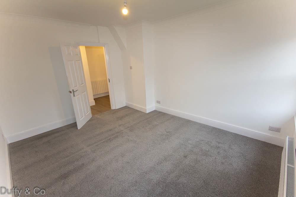 Property photo 2 of 10 19-21 Br (1 Of 10).Jpg