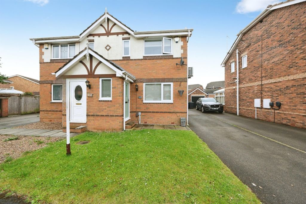 Property photo 1 of 13