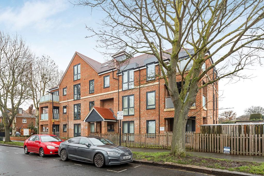 Property photo 1 of 6