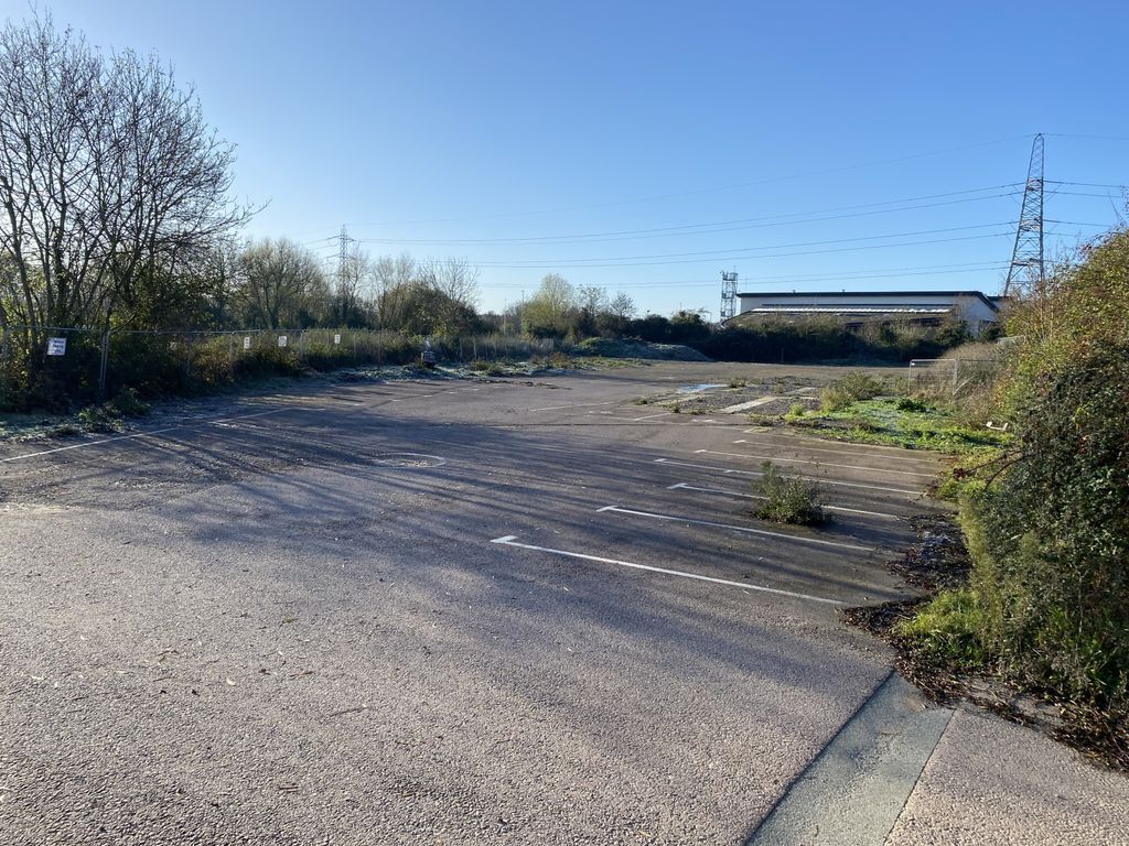 Property photo 1 of 4 Fenced And Level Land (1.25 Acres)