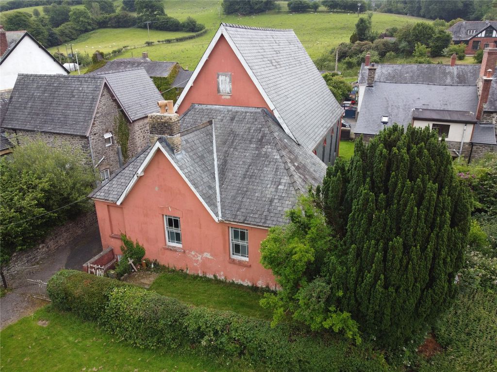 Property photo 2 of 14 Picture No. 08