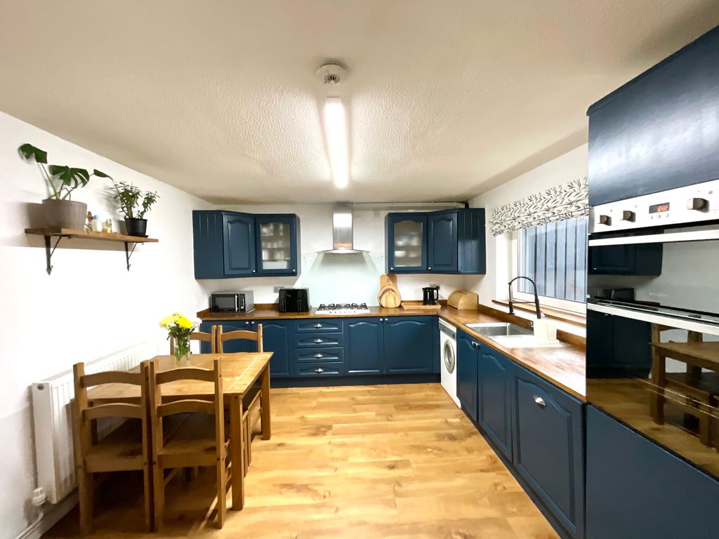 Property photo 2 of 20 Img_9059