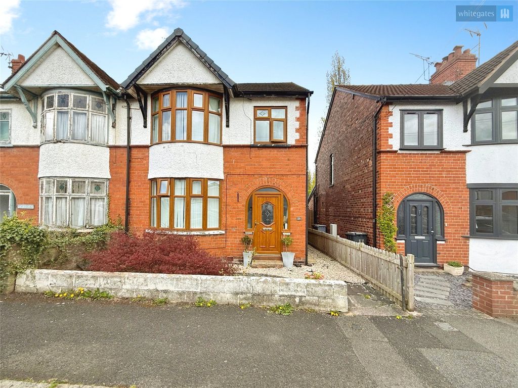 Property photo 1 of 15 Picture No. 11