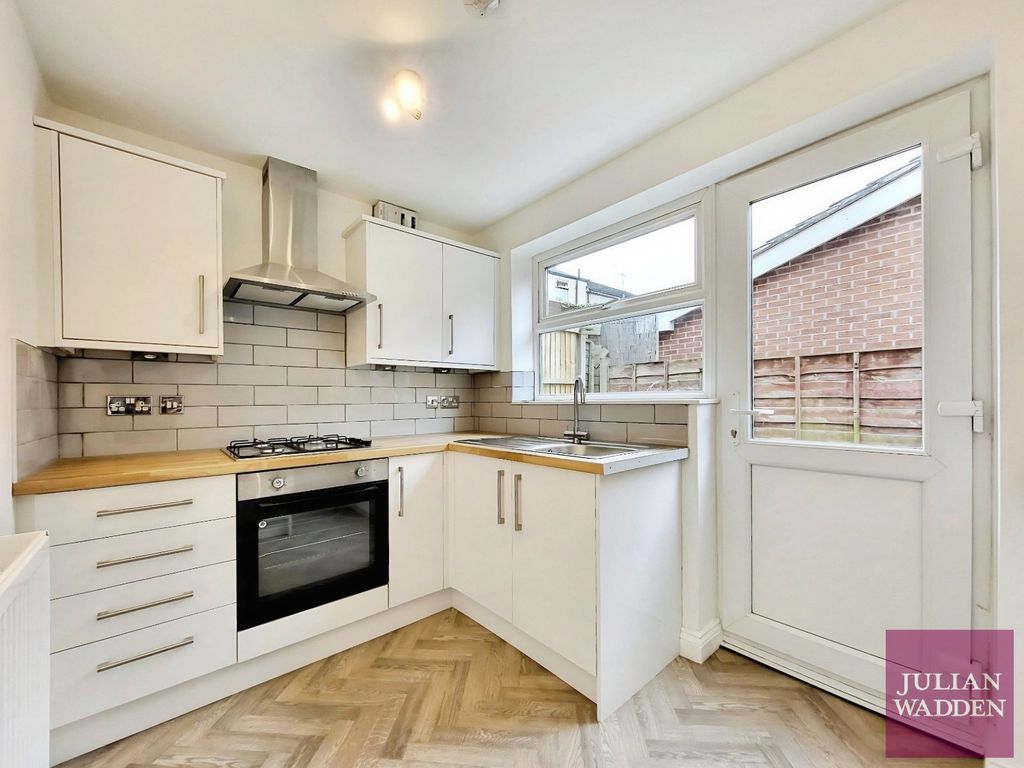 Property photo 2 of 12 Picture No. 40