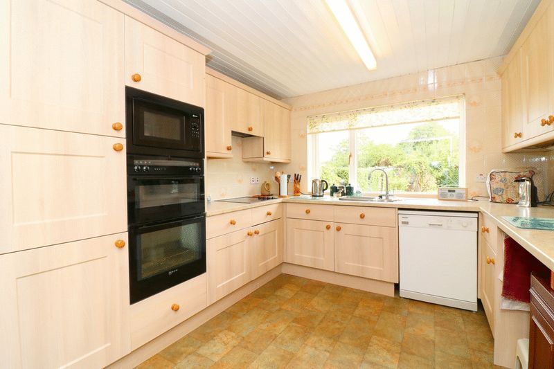 Property photo 3 of 12 Photo 3