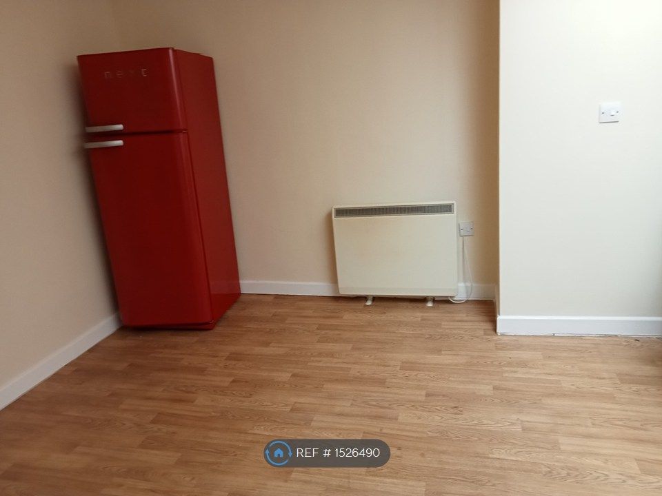 Property photo 2 of 9 Living Room