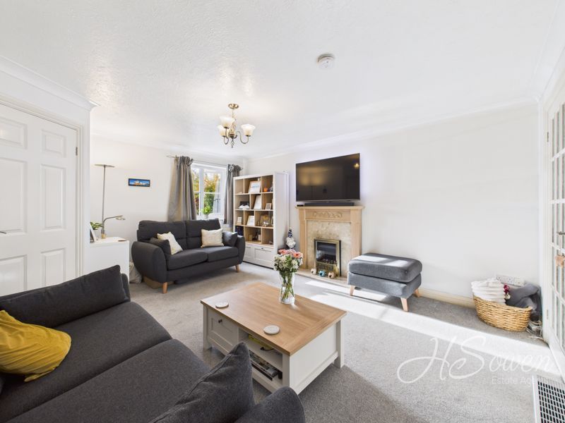 Property photo 2 of 19 Photo 11