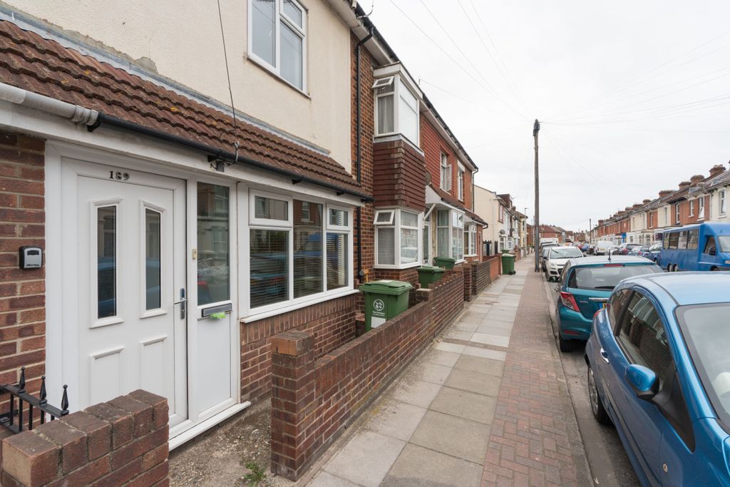 Property photo 2 of 15 Photo 1