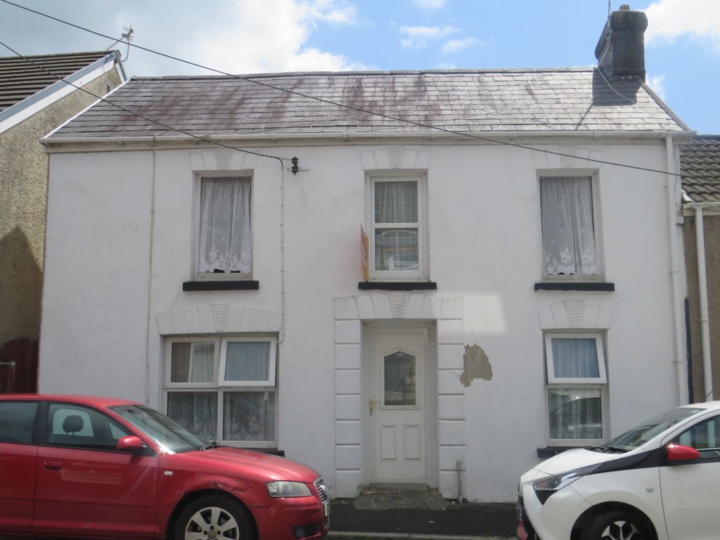 Property photo 1 of 19