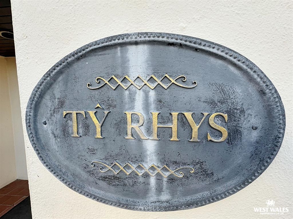 Property photo 3 of 15 Img_4079.Jpg