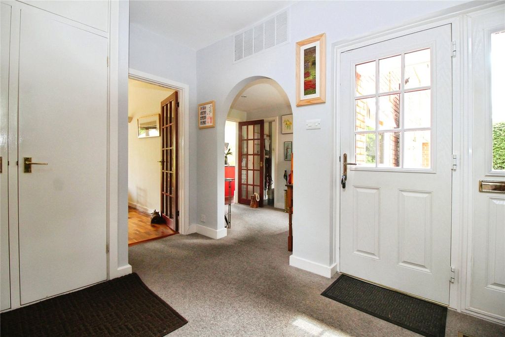 Property photo 3 of 36 Picture No. 06
