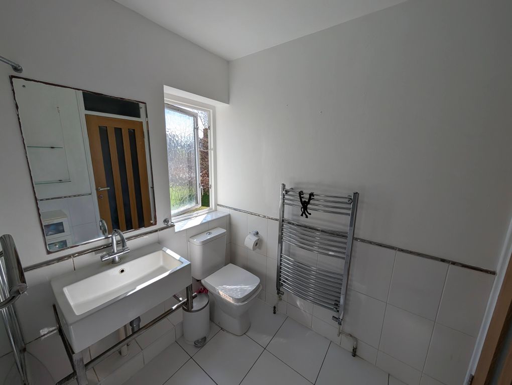 Property photo 2 of 26