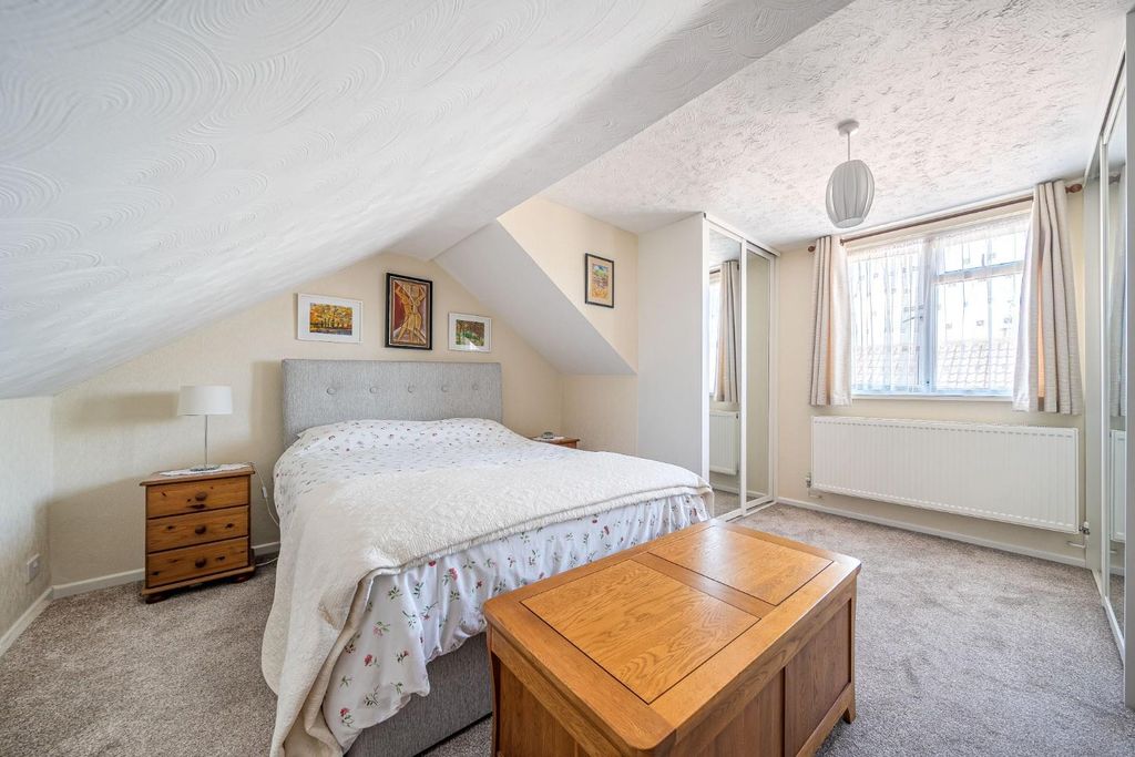 Property photo 3 of 17 1-6A676A92d8B9E-1498262 (22)-1.Jpg