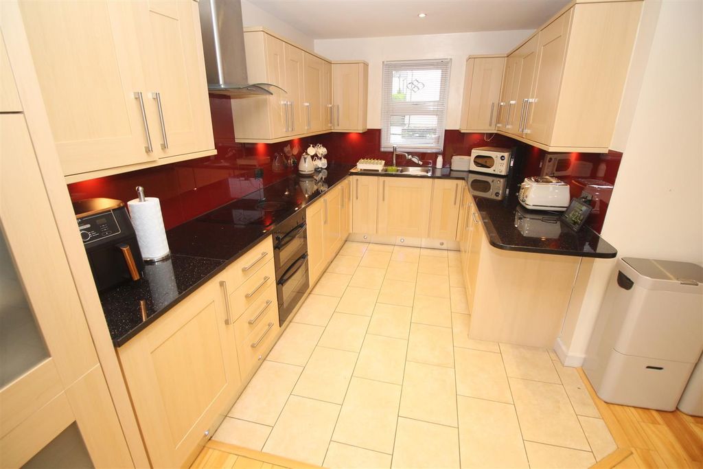 Property photo 3 of 23 Img_1446.Jpg