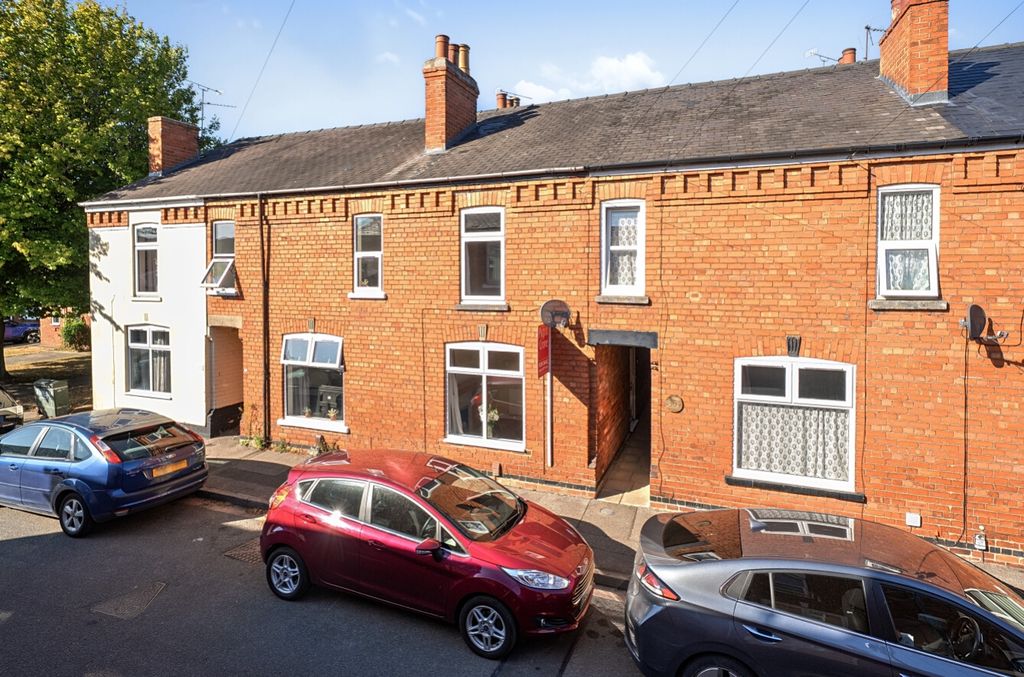 Property photo 1 of 15 1511640-2-1A039875462c0