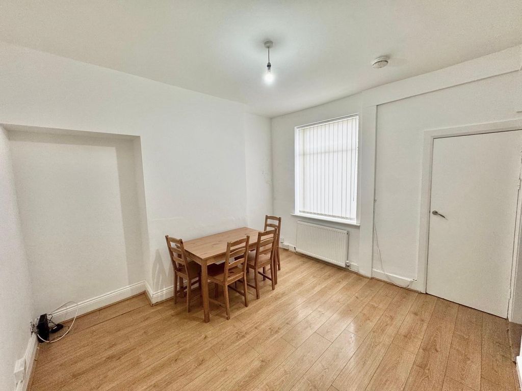 Property photo 3 of 16 541-Hr-3.Jpg