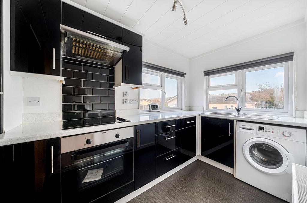 Property photo 3 of 11 1386259106929Cf836473E