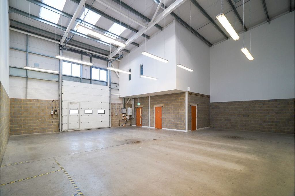 Property photo 2 of 9 Unit B The Ridgeway 6.Jpg