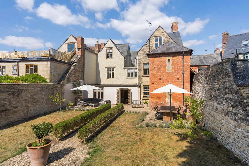 Property photo 3 of 26 Picture 3