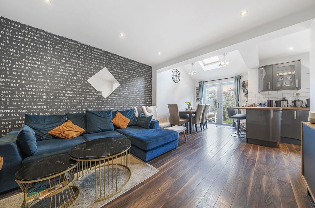 Property photo 2 of 19 1252503 (4).Jpg