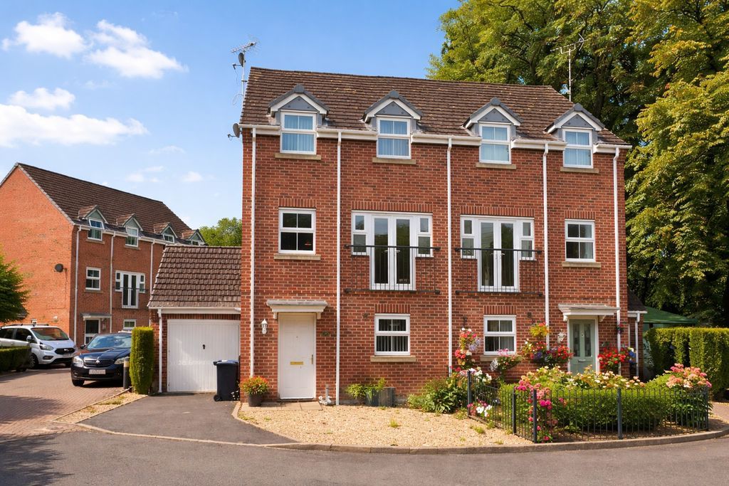 Property photo 1 of 9 Photo 1