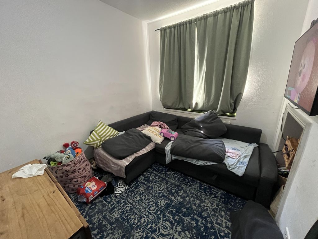 Property photo 3 of 11 Img_0101.Jpg