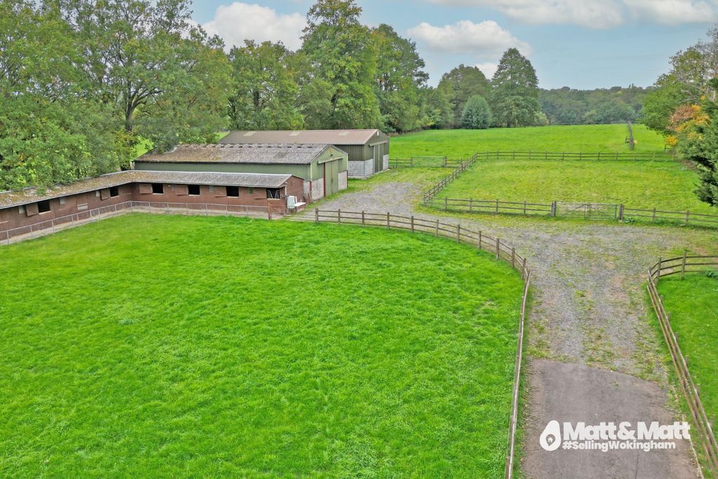 Property photo 3 of 12 4292165