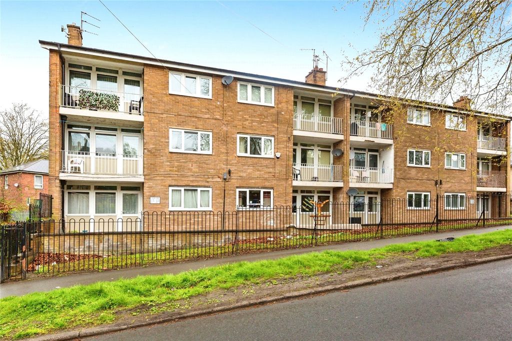 Property photo 1 of 15 Picture No. 05