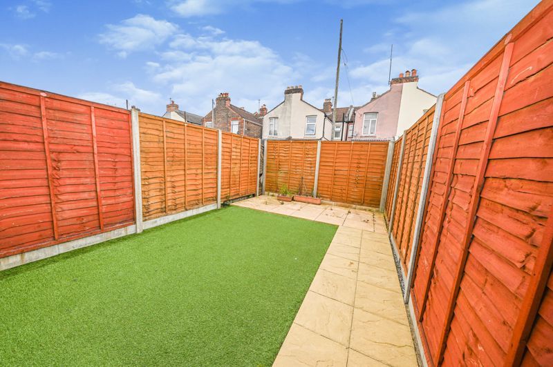 Property photo 3 of 9 Photo 9