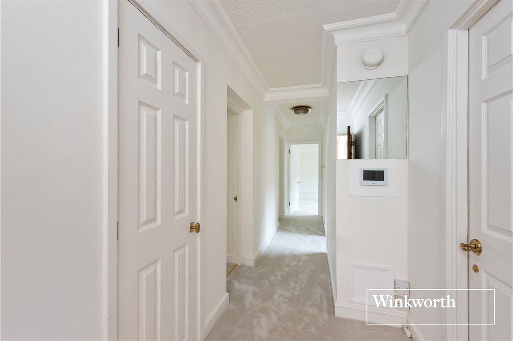 Property photo 2 of 19 Picture No. 02