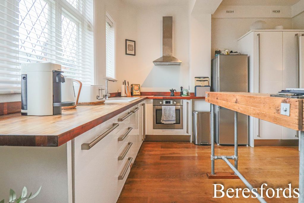 Property photo 2 of 14 Picture No. 05