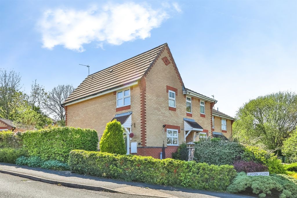 Property photo 2 of 17