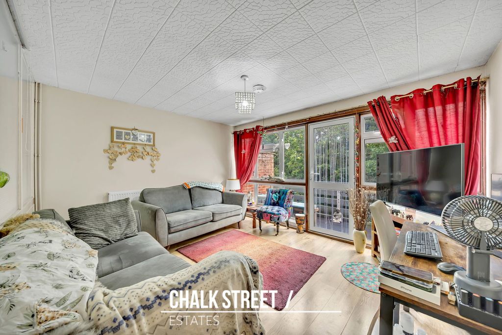 Property photo 3 of 20