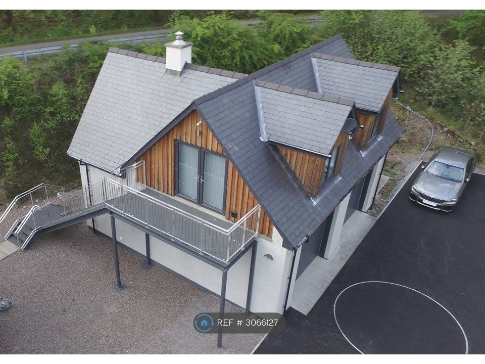 Property photo 1 of 10 External