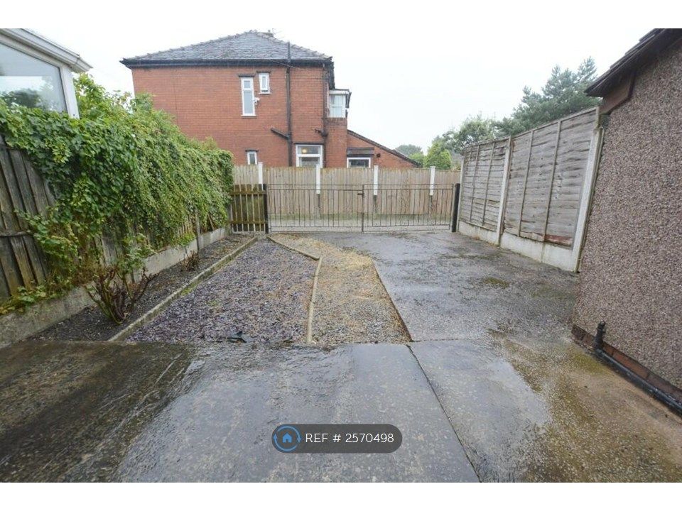 Property photo 3 of 18