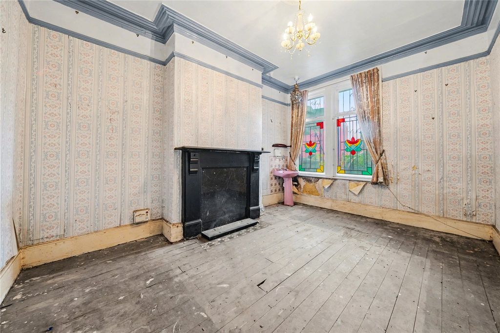 Property photo 3 of 10 Picture No. 16