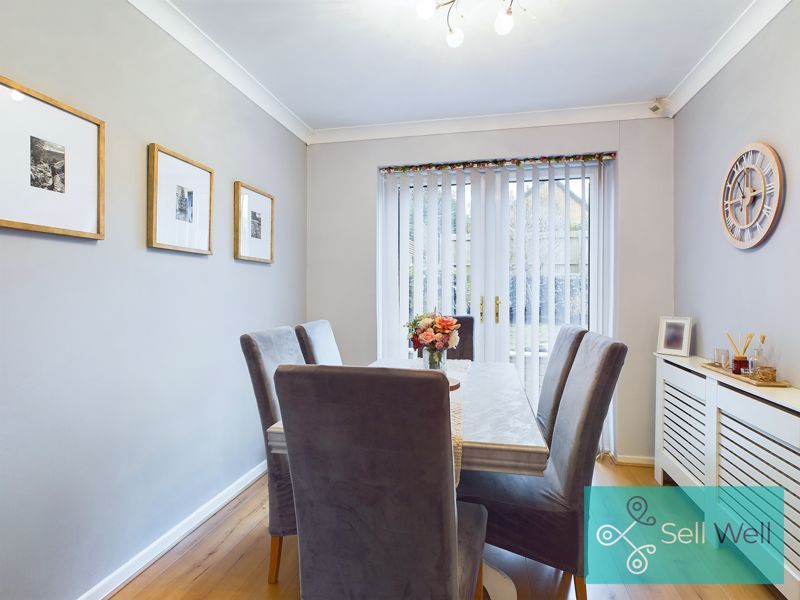 Property photo 3 of 30 Dining Room