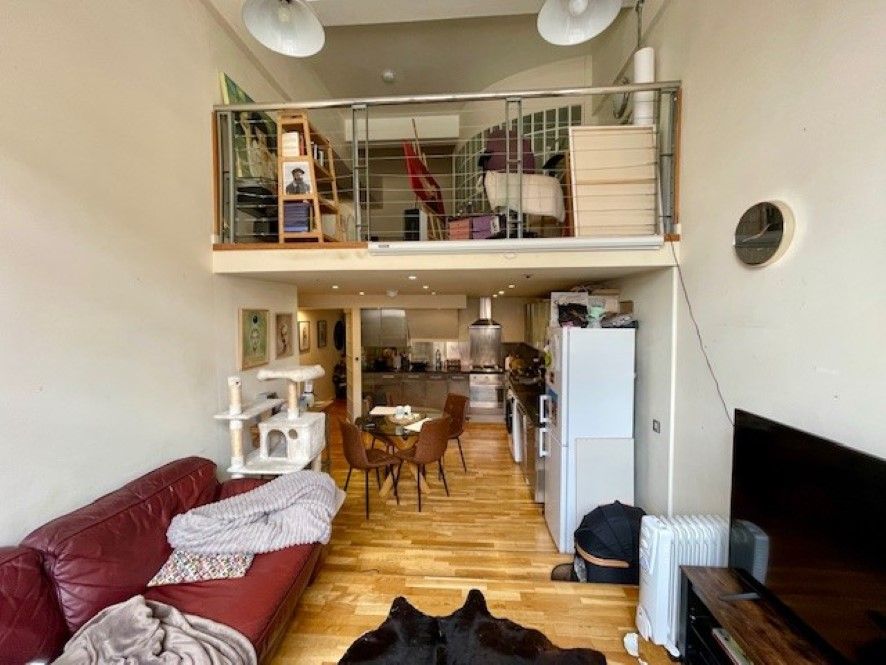 Property photo 3 of 8