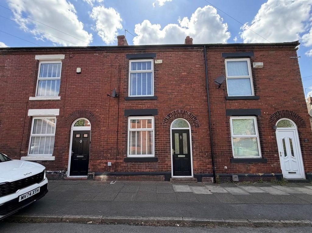 Property photo 1 of 16