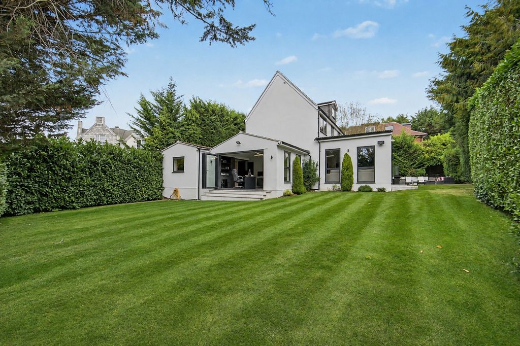 Property photo 1 of 24 5381881