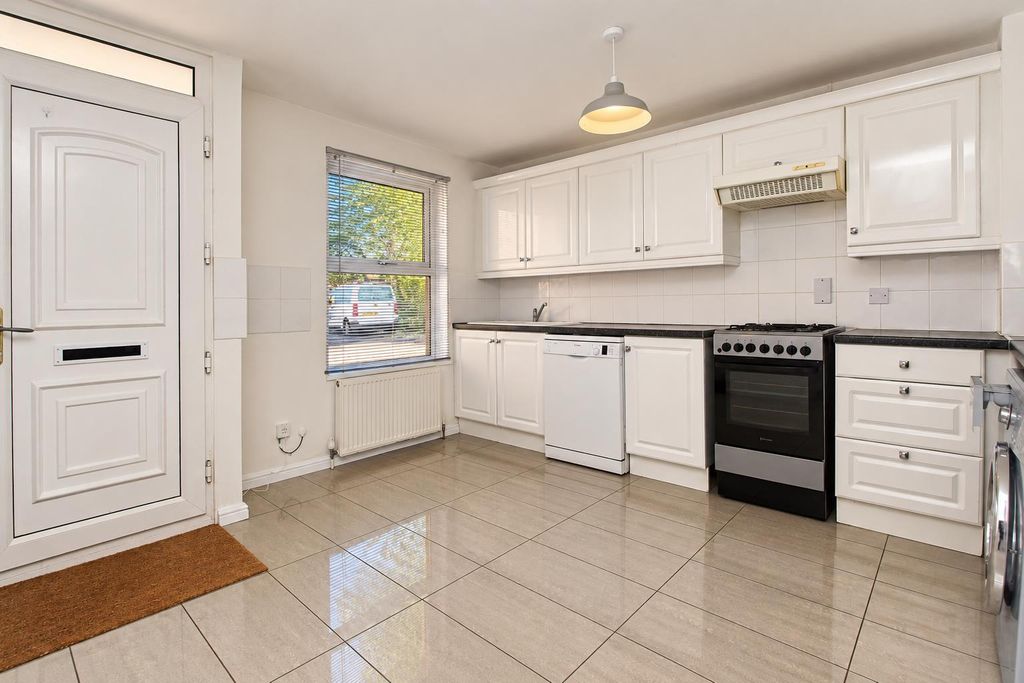 Property photo 3 of 12 6.Png