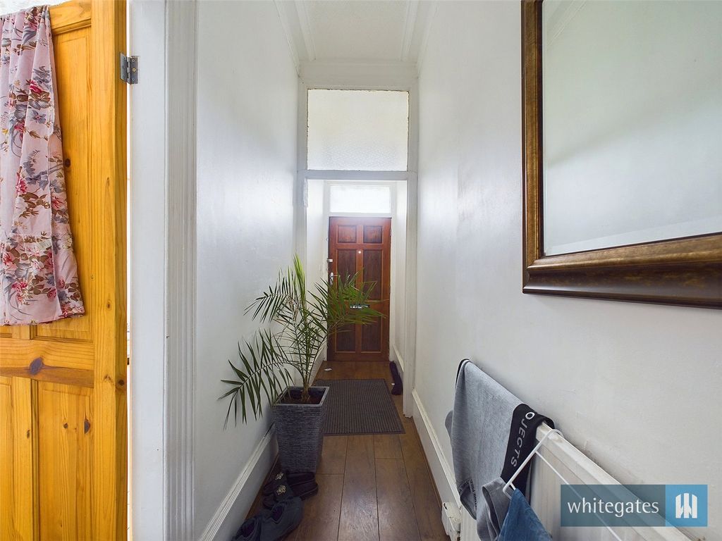 Property photo 3 of 15 Picture No. 08