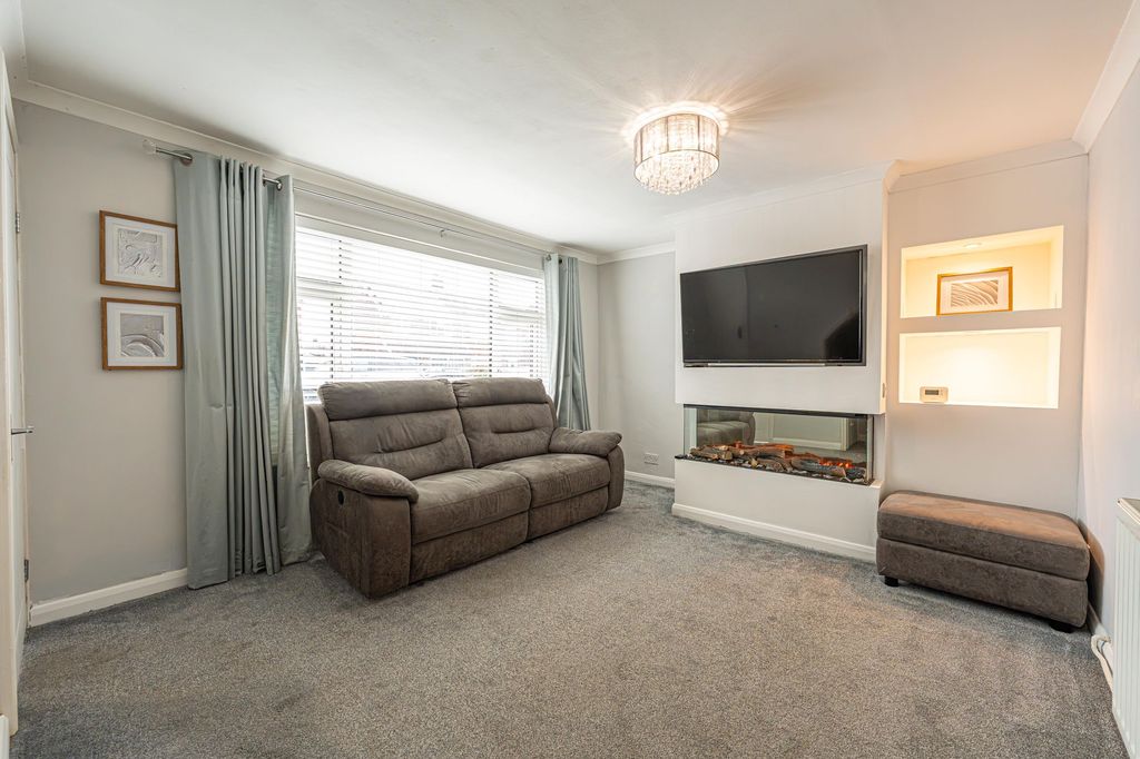 Property photo 3 of 35 3