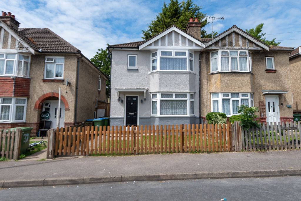 Property photo 1 of 24