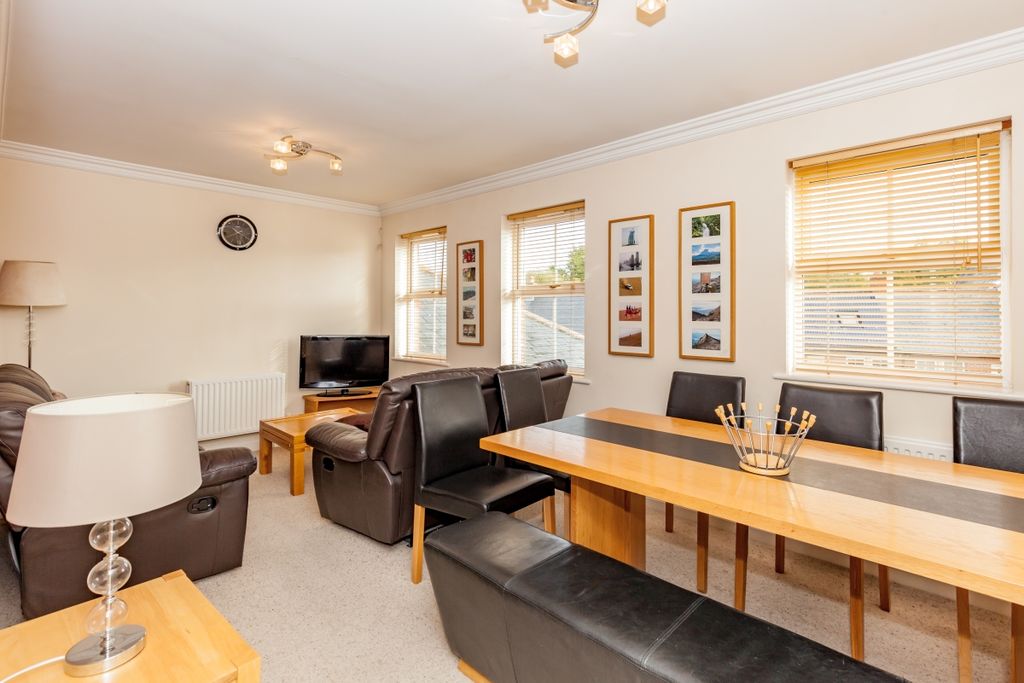 Property photo 3 of 8 113122