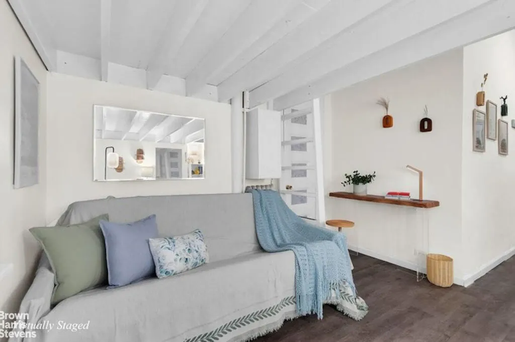 Property photo 3 of 6 <Alttext/>