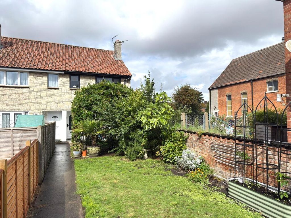 Property photo 1 of 25 Rear Garden