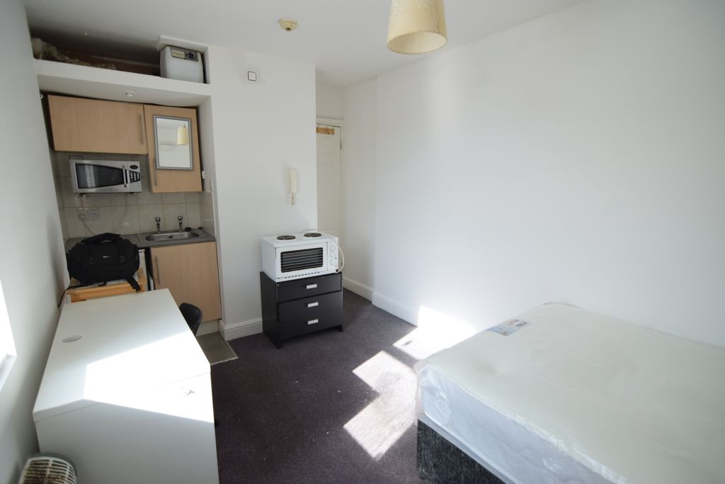 Property photo 2 of 4