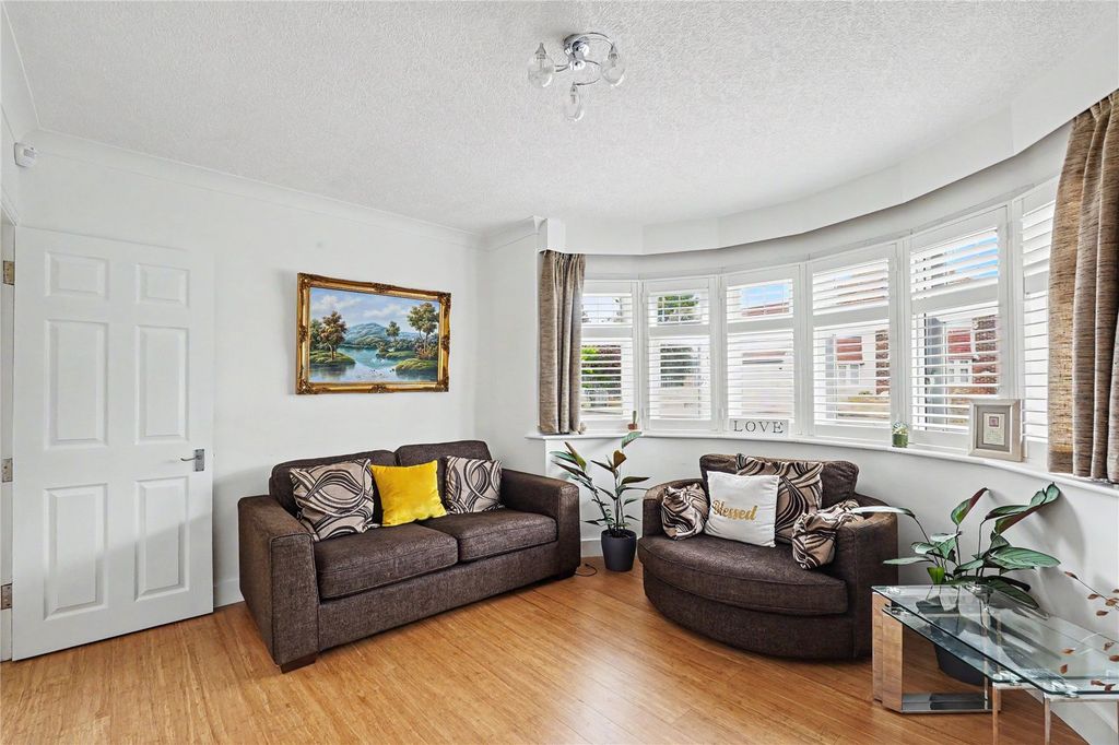 Property photo 2 of 32 Picture No. 32